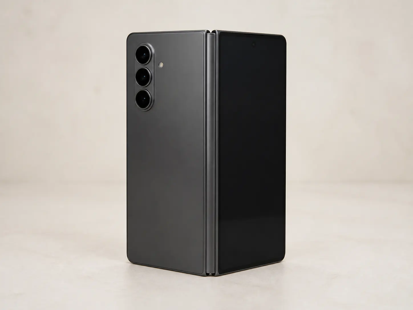 Fold Graphite 512GB สีเทา Graphite มุมด้านหลัง