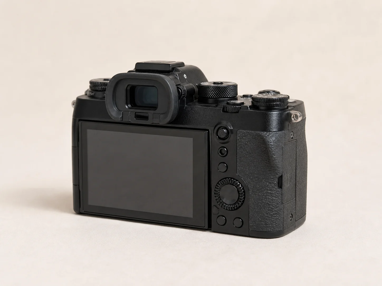 Mirrorless Creator Body สีดำ Obsidian มุมด้านหลัง